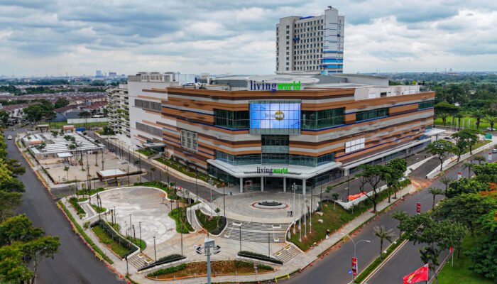 Ikuti Arahan Wabup Bekasi, Living World Grand Wisata Kini Sediakan Stand UMKM