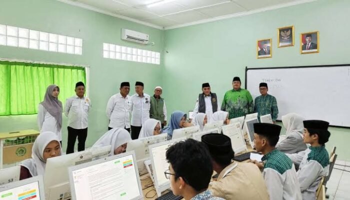 Olimpiade Madrasah Indonesia 2025 Resmi Dimulai di Kota Bekasi