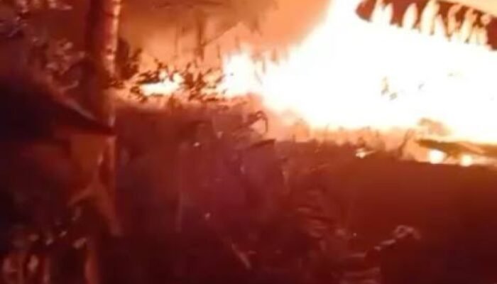 Kebakaran Terjadi di Kolong Jembatan Harapan Indah, Bekasi