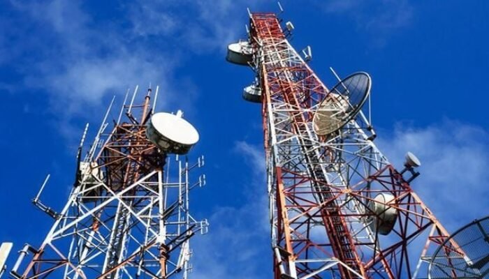 Pemulihan Jaringan Internet Pasca-Banjir Aceh